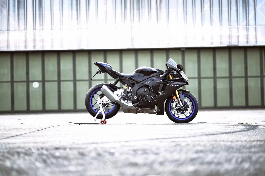 Kurzes Heck - Kennzeichenträger - Kennzeichenhalter für Yamaha YZF-R1 ab 2020