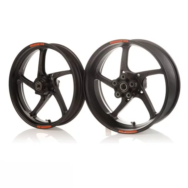 OZ Piega R Aluminium vorne in schwarz matt für KTM 1190 RC8/R alle Modelljahre