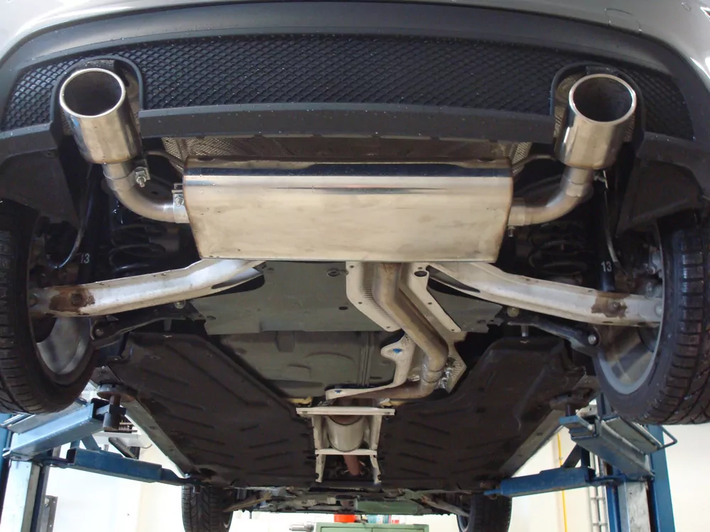 Mercedes A-Klasse W176 - AMG Paket  Endschalldämpfer quer Ausgang rechts/links - 115x85 Typ 32 rechts/links