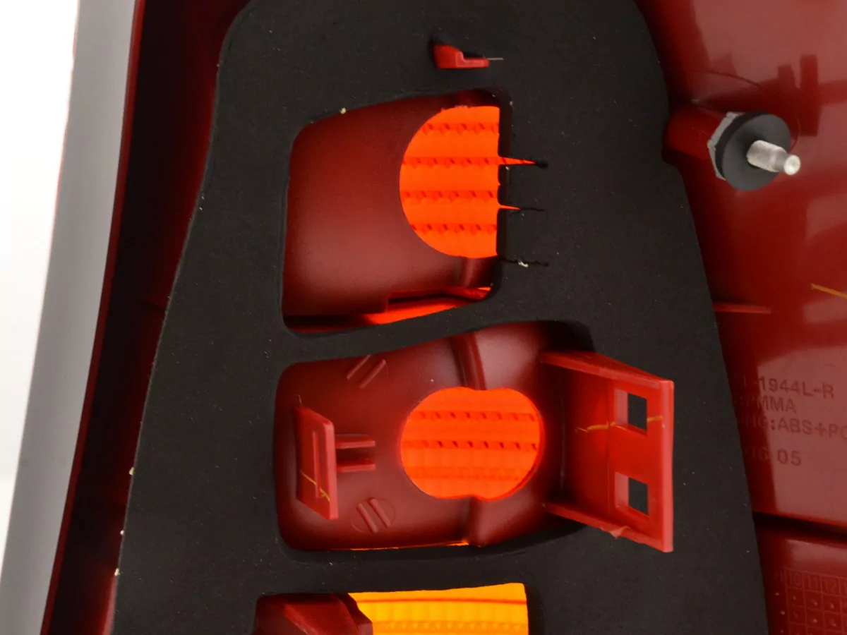 Verschleißteile Rückleuchte links VW Golf 4 Bj. 98-02