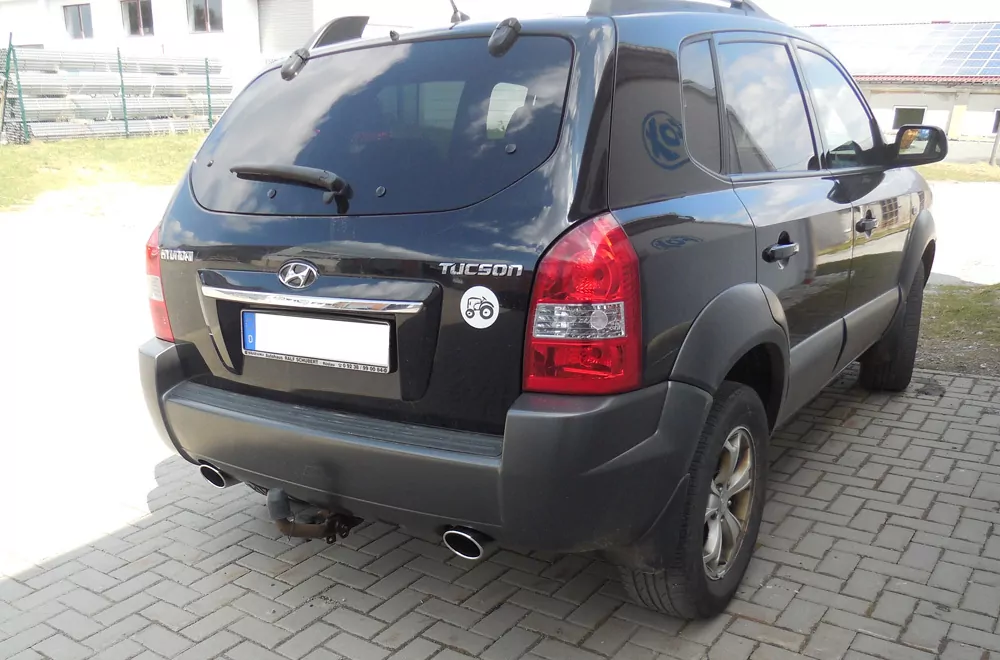 Hyundai Tucson 2,0l - JM  Endschalldämpfer quer Ausgang rechts/links - 115x85 Typ 32 rechts/links