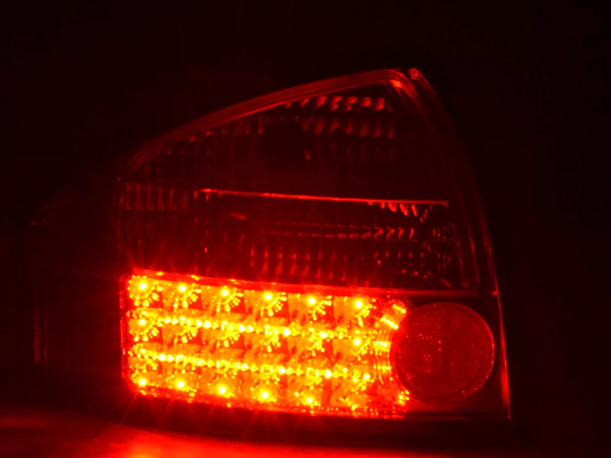 LED Rückleuchten Set Audi A6 Limousine Typ 4B Bj. 97-03 klar/rot