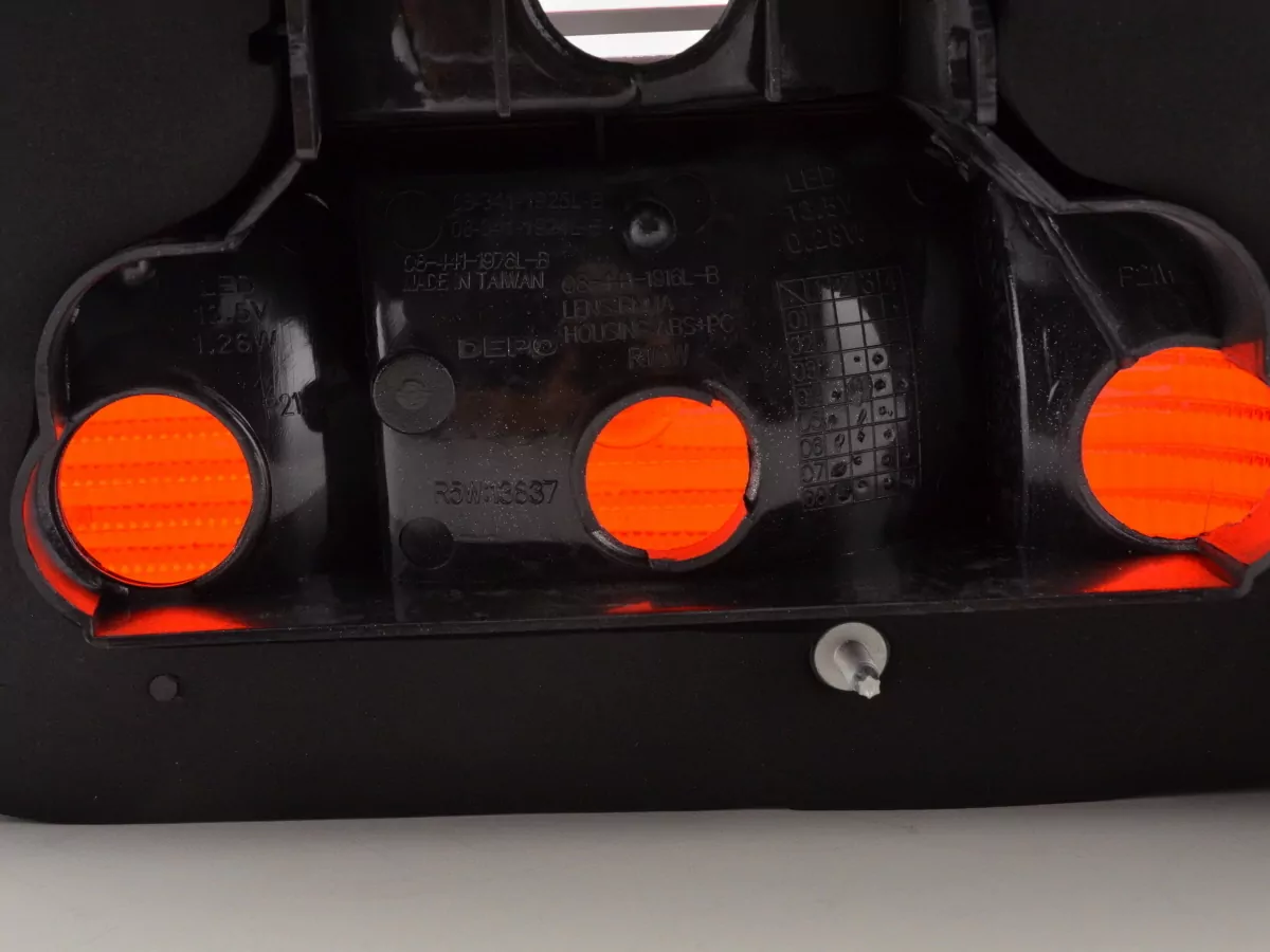 Verschleißteile Rückleuchte links VW Golf 3 Bj. 92-97