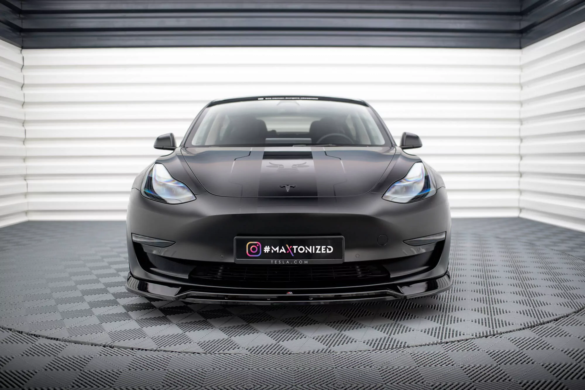 Front Ansatz V.3 Für Tesla Model 3 Schwarz Hochglanz