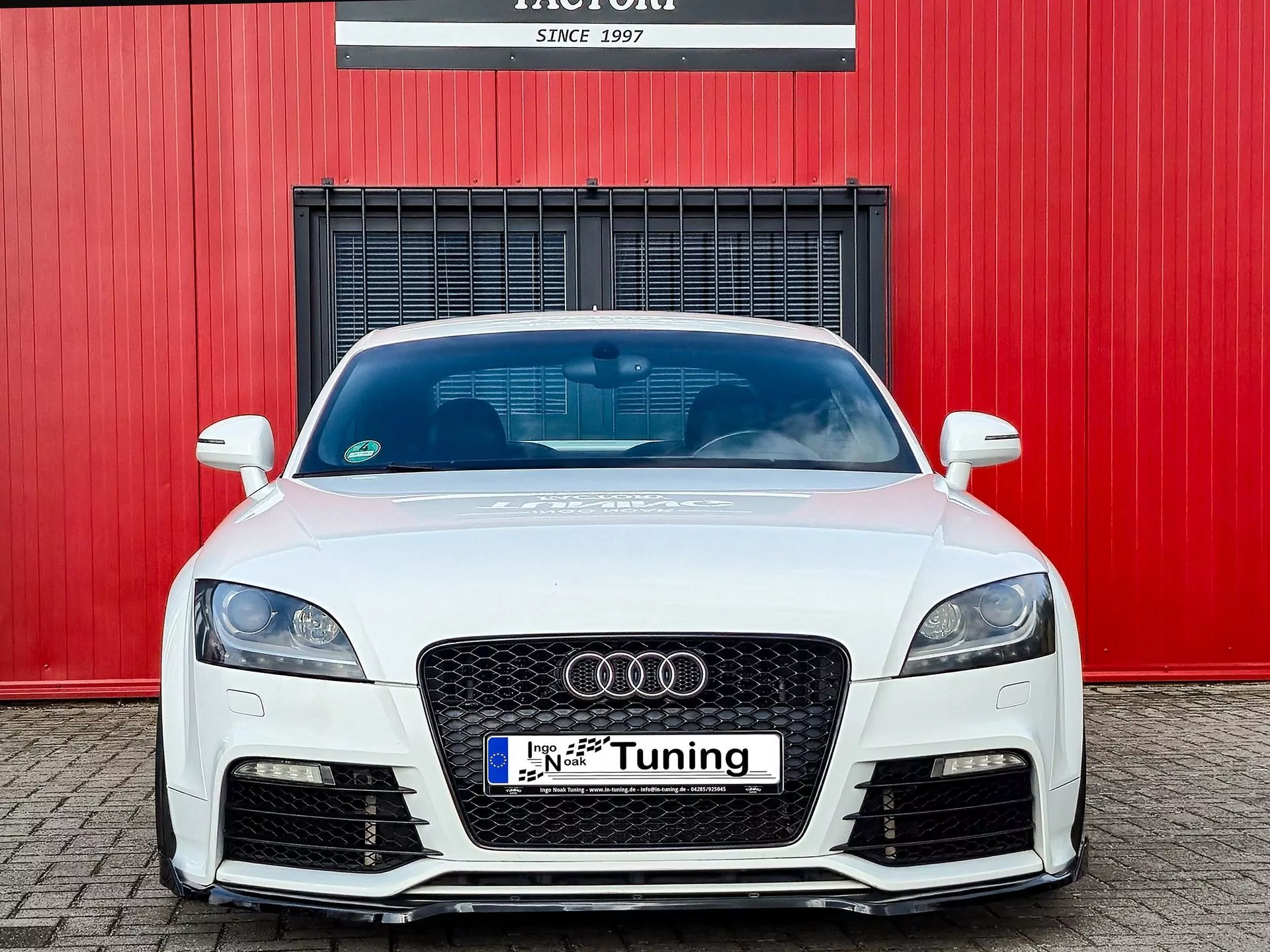Cup Frontspoilerlippe mit Wings für Audi TT RS 8J