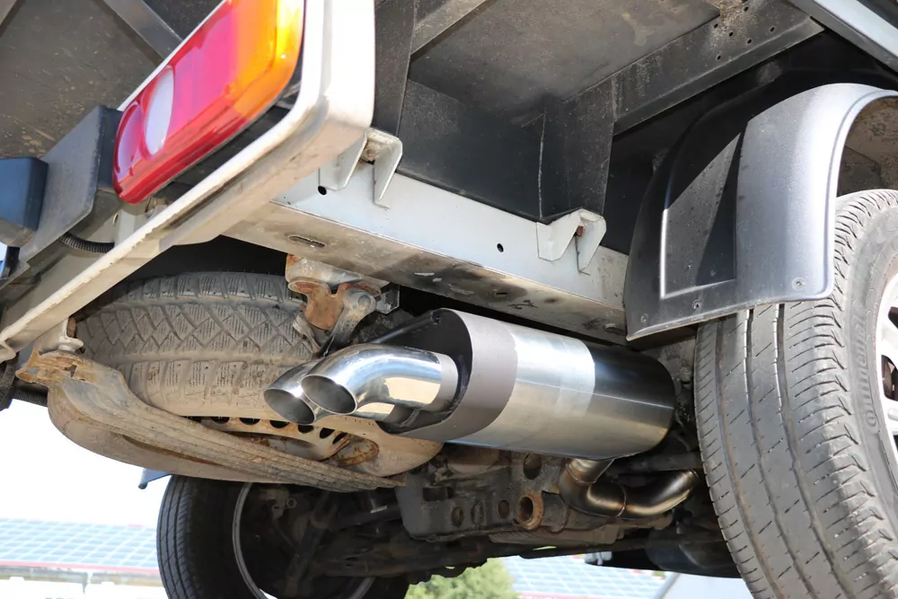 VW Bus T5 Pritsche 4x4 Doppelkabine  Endschalldämpfer - 2x63 Typ 28