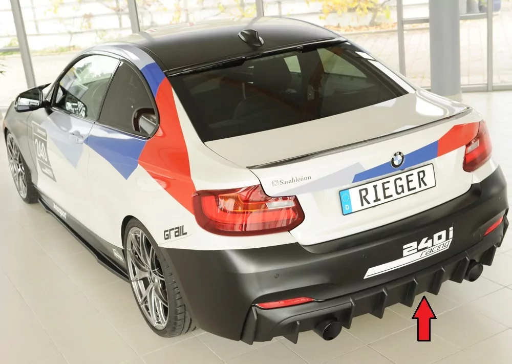 Rieger Heckeinsatz matt schwarz für BMW 2er F23  (1C) Cabrio 07.17- (ab Facelift) LCI