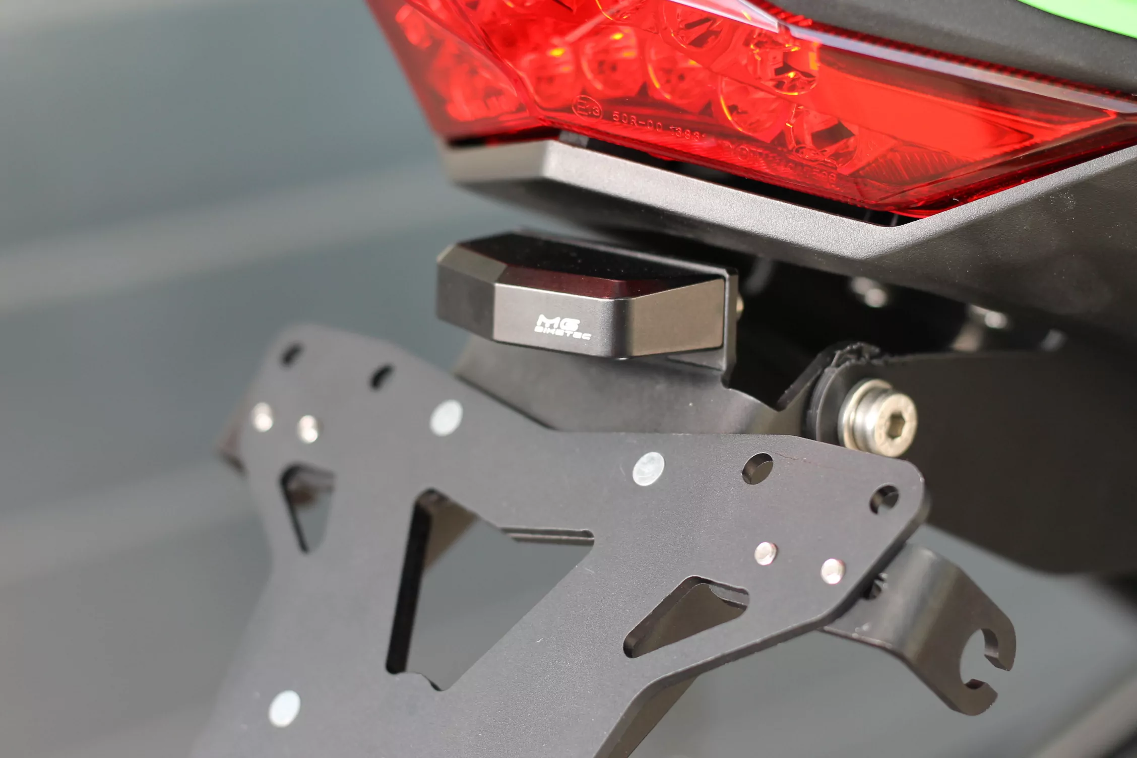 MG Biketec Kennzeichenhalter für Kawasaki ZX-10R ab 2016-2020