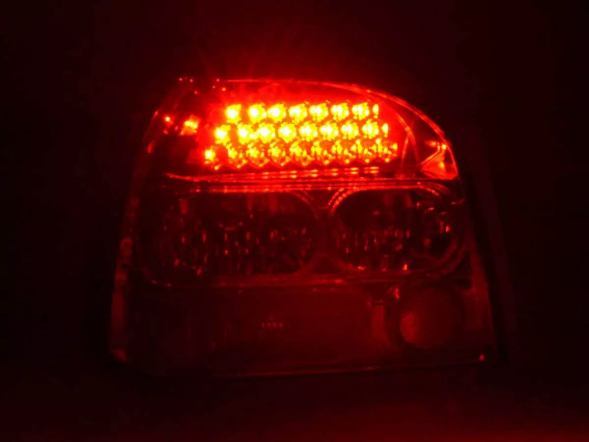LED Rückleuchten Set VW Golf 3 Typ 1HXO Bj. 92-97 klar/rot
