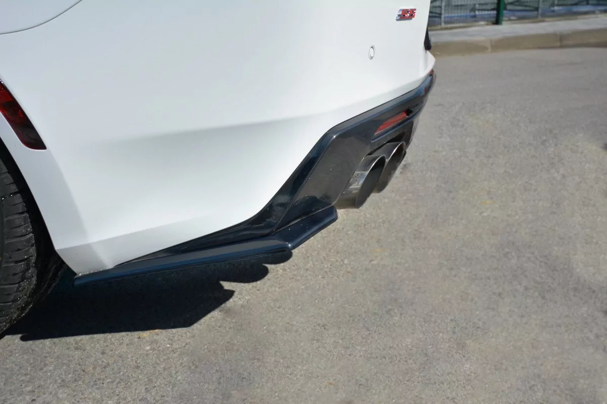 Heck Ansatz Flaps Diffusor Passend Für Diffusor Passend Für CHEVROLET CAMARO 6TH-GEN. PHASE-I 2SS COUPE Schwarz Hochglanz Schwarz Hochglanz