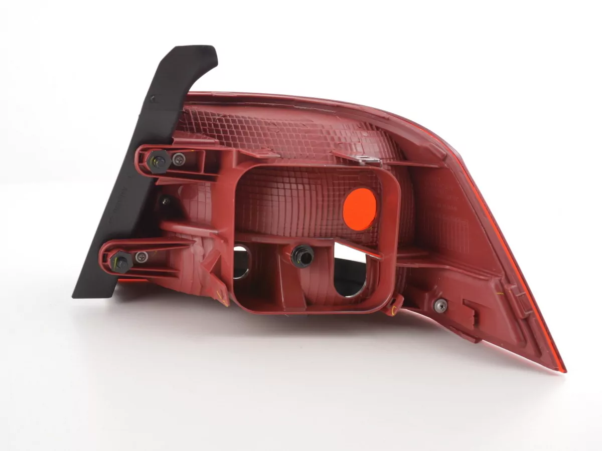 Verschleißteile Rückleuchte links VW Passat 3C Limo Bj. 10-14 schwarz