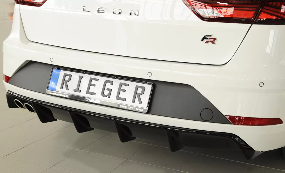 Rieger Heckeinsatz für Seat Leon FR (5F) - 5-tür. (ST/Kombi) 01.17- (ab Facelift) schwarz glanz