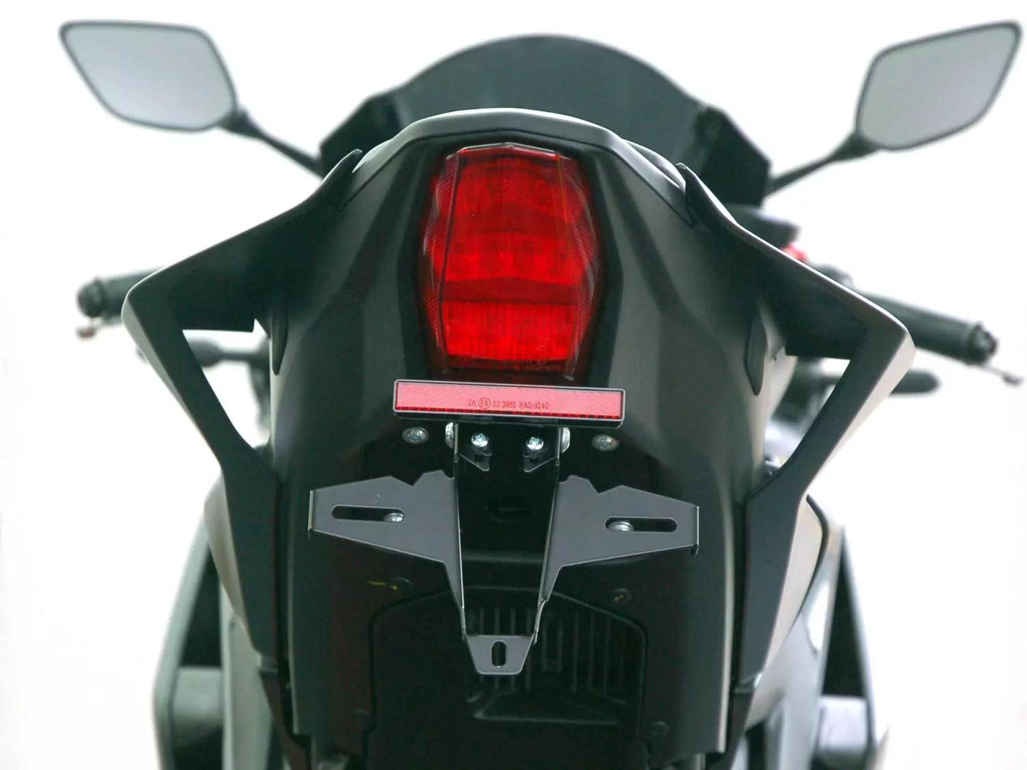 Kennzeichenhalter IQ4 für Yamaha R3 (2025-2026)