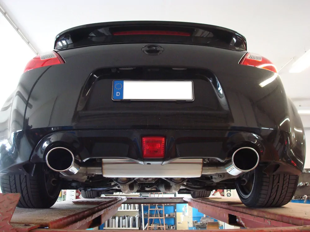 Nissan 370Z  Endschalldämpfer quer Ausgang rechts/links - 129x106 Typ 32 rechts/links