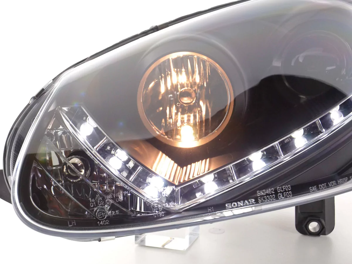 Scheinwerfer Set Daylight LED TFL-Optik VW Golf 5 Typ 1K Bj. 03-08 schwarz