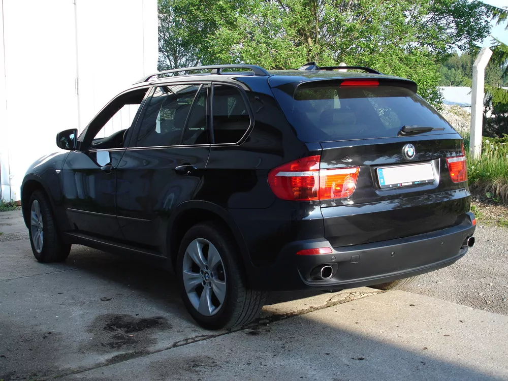 BMW X5 Typ E70 Diesel  Endschalldämpfer quer Ausgang rechts/links - 1x93x79 Typ 71 rechts/links