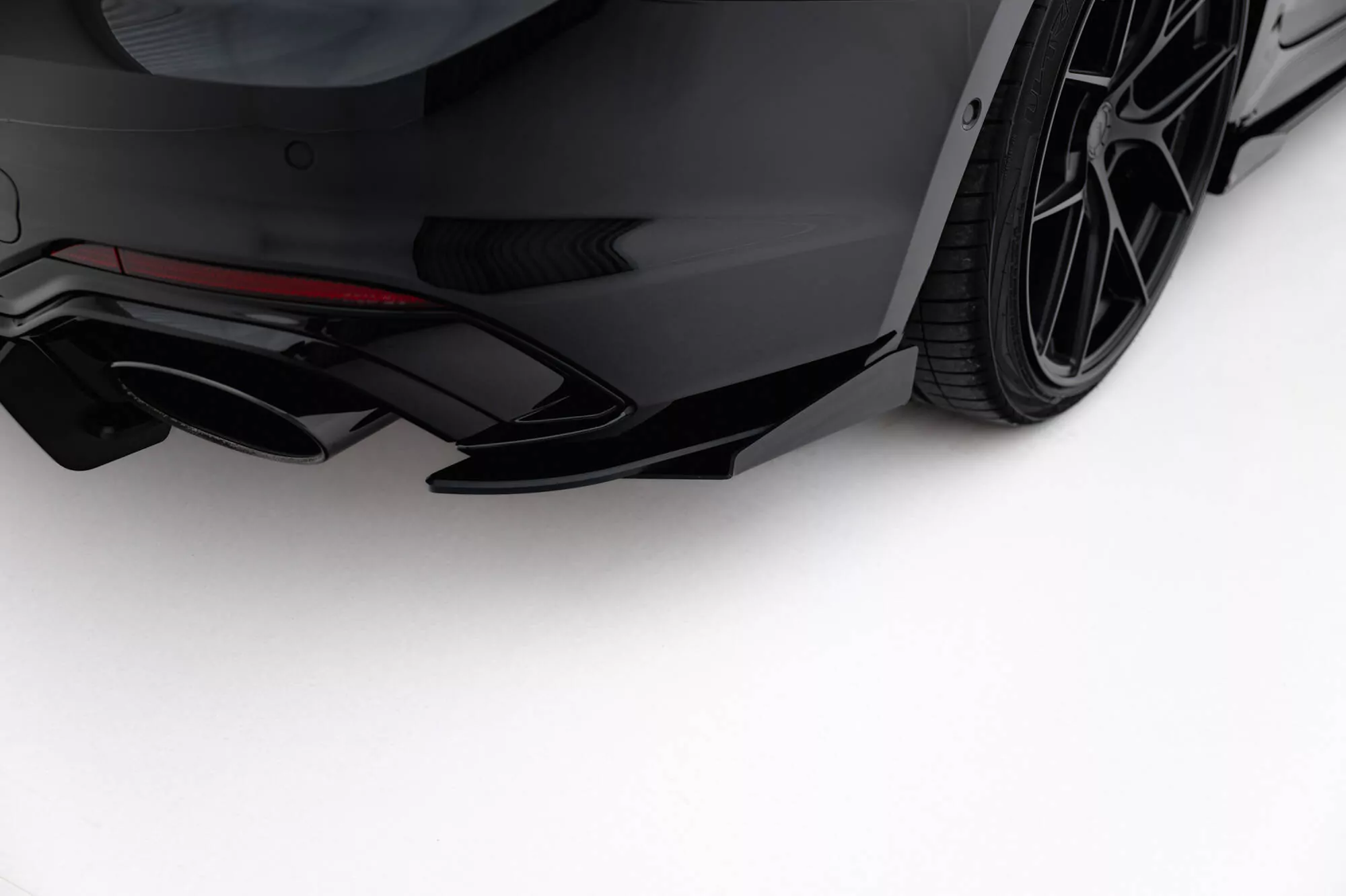 Street Pro Heck Ansatz Flaps Diffusor +Flaps Für Ford Audi RS5 Sportback F5 Schwarz Hochglanz