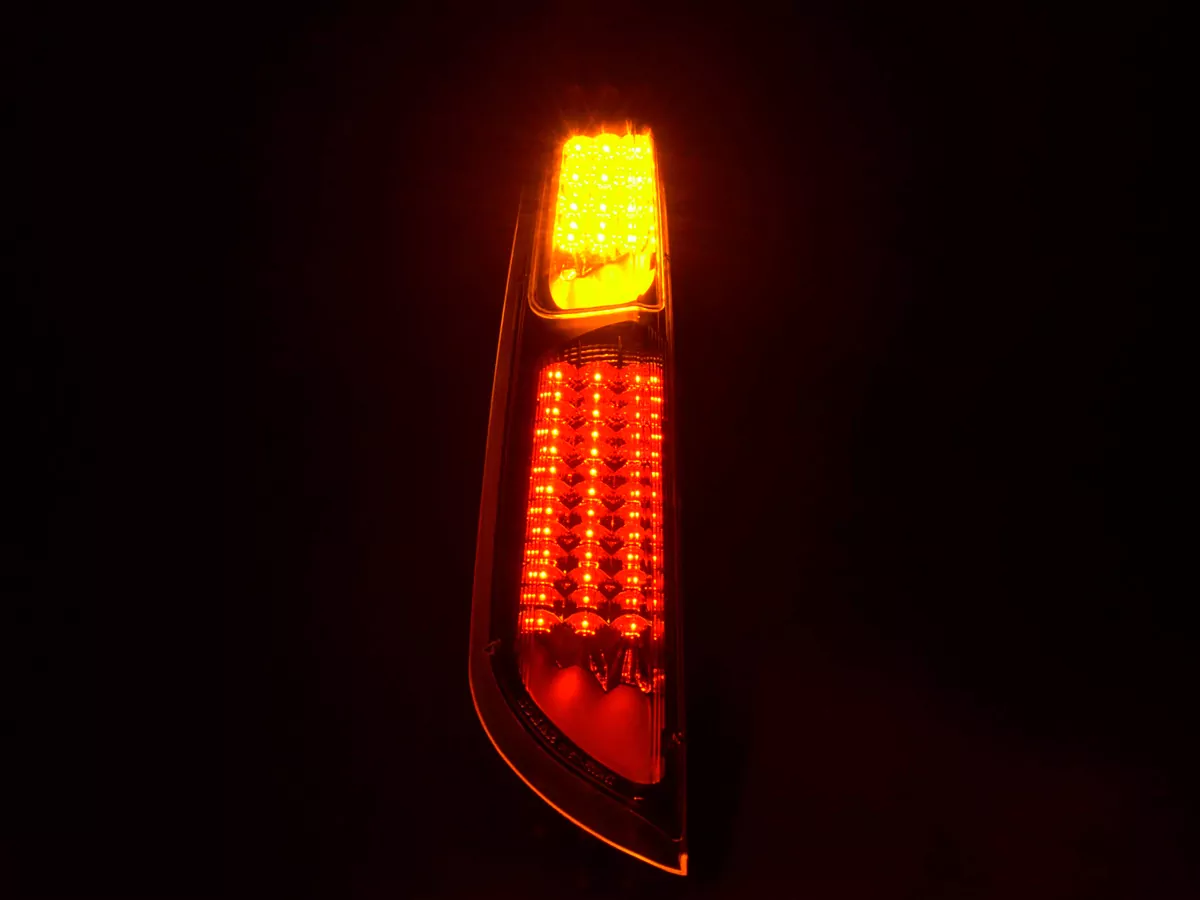LED Rückleuchten Set Ford Focus 2 5-türig Bj. 04-08 schwarz