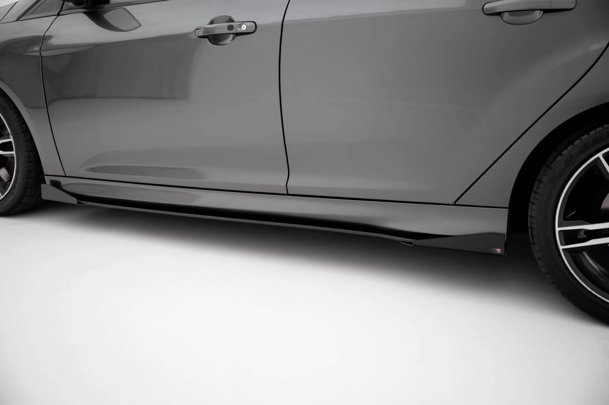 Street Pro Seitenschweller Ansatz Für + Flaps Ford Focus ST Mk3 Facelift Schwarz Hochglanz