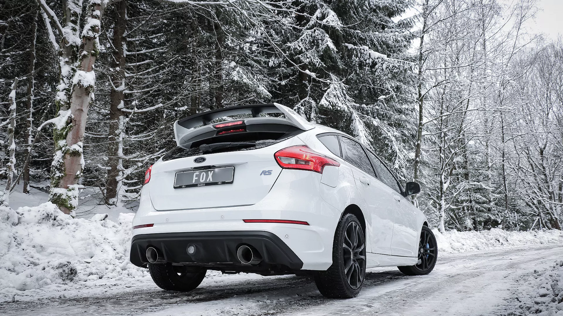 Ford Focus III RS Endschalldämpfer quer Ausgang rechts/links mit Abgasklappe - 1x114 Typ 25 rechts/links schwarz emailliert