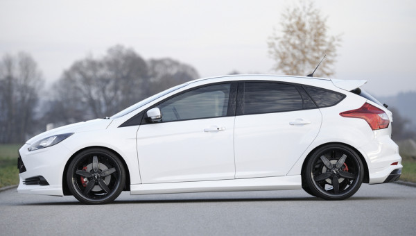 Rieger Seitenschweller links matt schwarz für Ford Focus 3 ST 5-tür. (Lim.) 12.14- (ab Facelift)