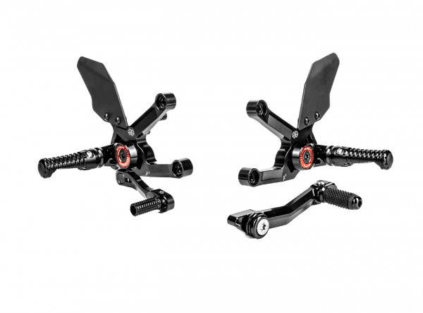 GILLES MUE2 Fußrastenanlage passend für Triumph Speed Triple RR/RS ab 2022-