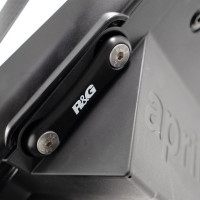 R&G hintere Fußrastenabdeckung passend für Suzuki GSX-S / Aprilia RS 457 R&G hintere Fußrastenabdeckung passend für Suzuki GSX-S / Aprilia RS 457