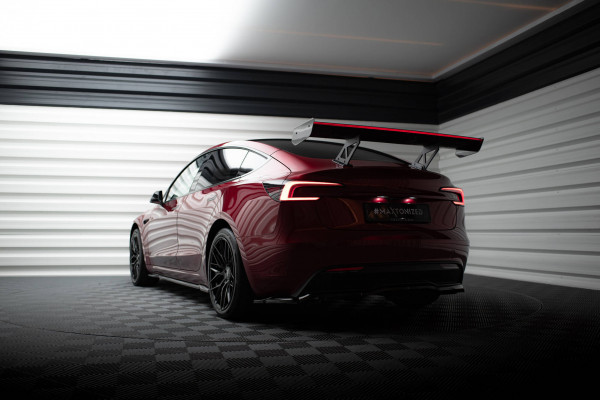 Carbon Spoiler mit LED passend für Tesla Model 3