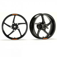 OZ Piega Aluminium Schmiedefelge vorne schwarz glänzend passend für Yamaha YZF-R6 / YZF-R1 / FZ1 OZ Piega Aluminium Schmiedefelge vorne schwarz glänzend passend für Yamaha YZF-R6 / YZF-R1 / FZ1