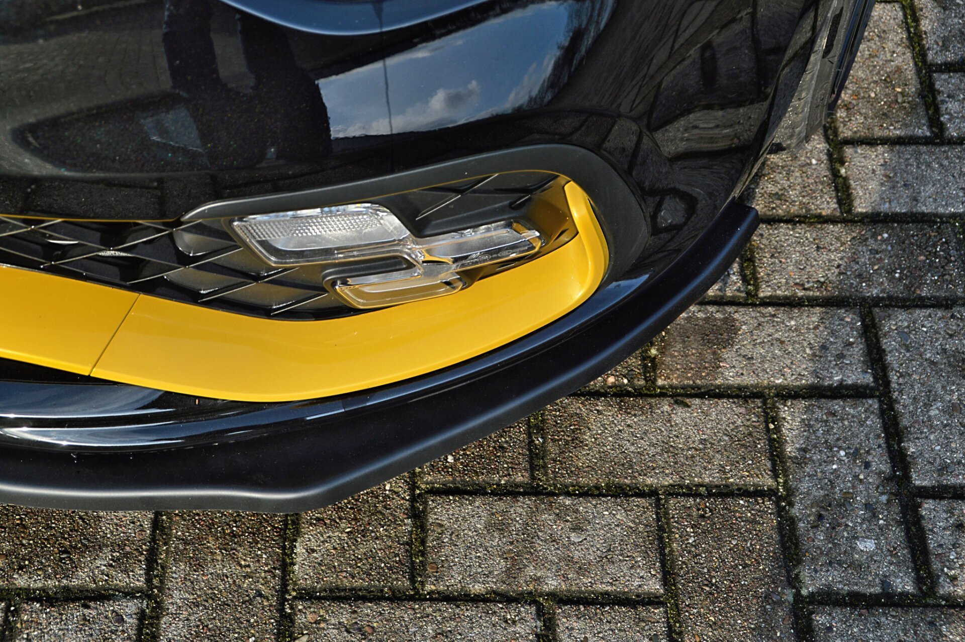 Frontspoiler Spoilerschwert aus ABS für Renault Megane 4 schwarz glänzend  ABE