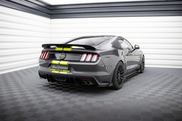 Street Pro Heck Ansatz Flaps Diffusor +Flaps Für Ford Mustang GT Mk6 Schwarz Hochglanz