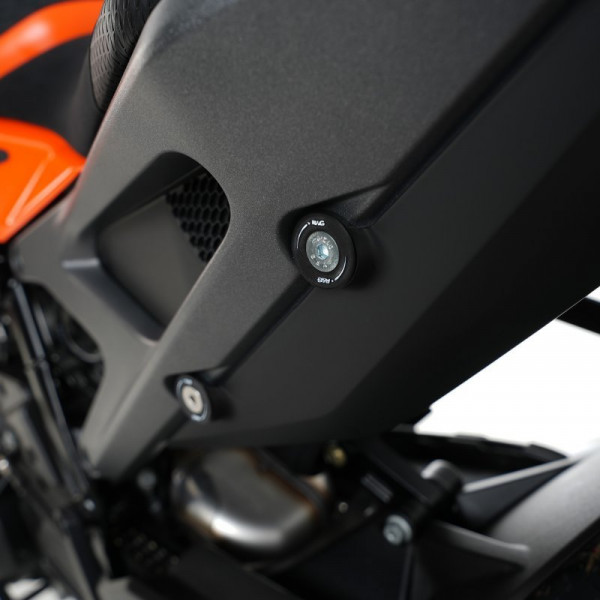 R&G hintere Fußrastenabdeckung KTM Duke 990 2024-