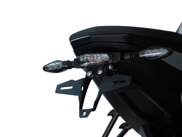 Kennzeichenhalter IQ1 für KTM 790 | 890 Duke (2018-2025) mit Rücklicht TB2