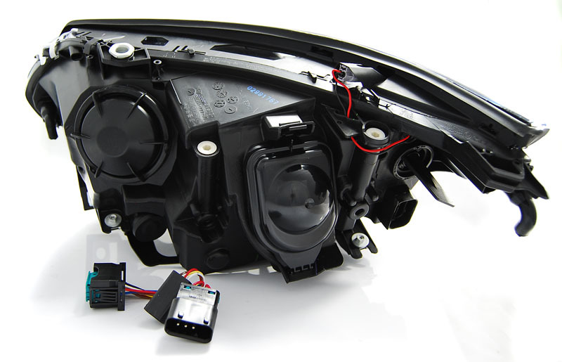 Scheinwerfer für BMW E60 E61 03-07 schwarz Led Angel Eyes DEPO