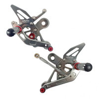 TRACK Fußrastenanlage titanfarben passend für Yamaha MT09 ab 2014 TRACK Fußrastenanlage titanfarben passend für Yamaha MT09 ab 2014