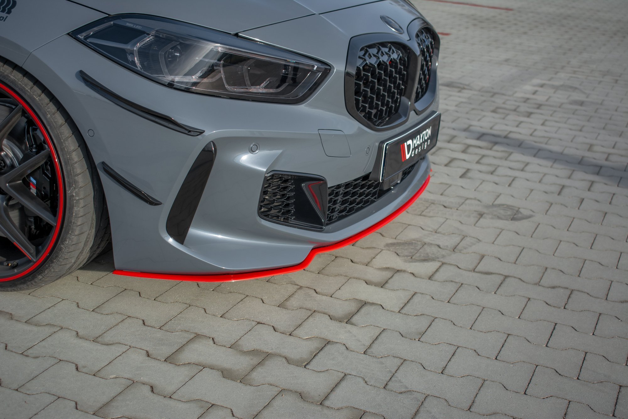 Carbon Fiber Front Kühler Grill BMW für 1er F40 M-Paket/ M135i, 1.099,00 €