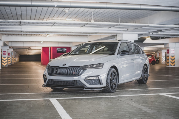 Front Ansatz V.2 passend für Skoda Octavia RS Mk4