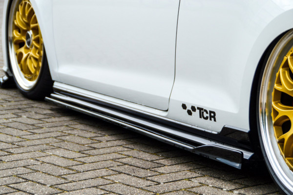 Seitenschweller mit Wings für VW Golf 7 GTI TCR