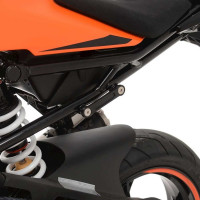 R&G hintere Fußrastenabdeckung links passend für KTM RC 125 / 390 ab 2022 R&G hintere Fußrastenabdeckung links passend für KTM RC 125 / 390 ab 2022