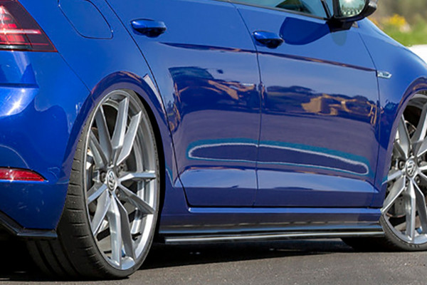 Seitenschweller im Cup Look für VW Golf 7R+R-Line Facelift