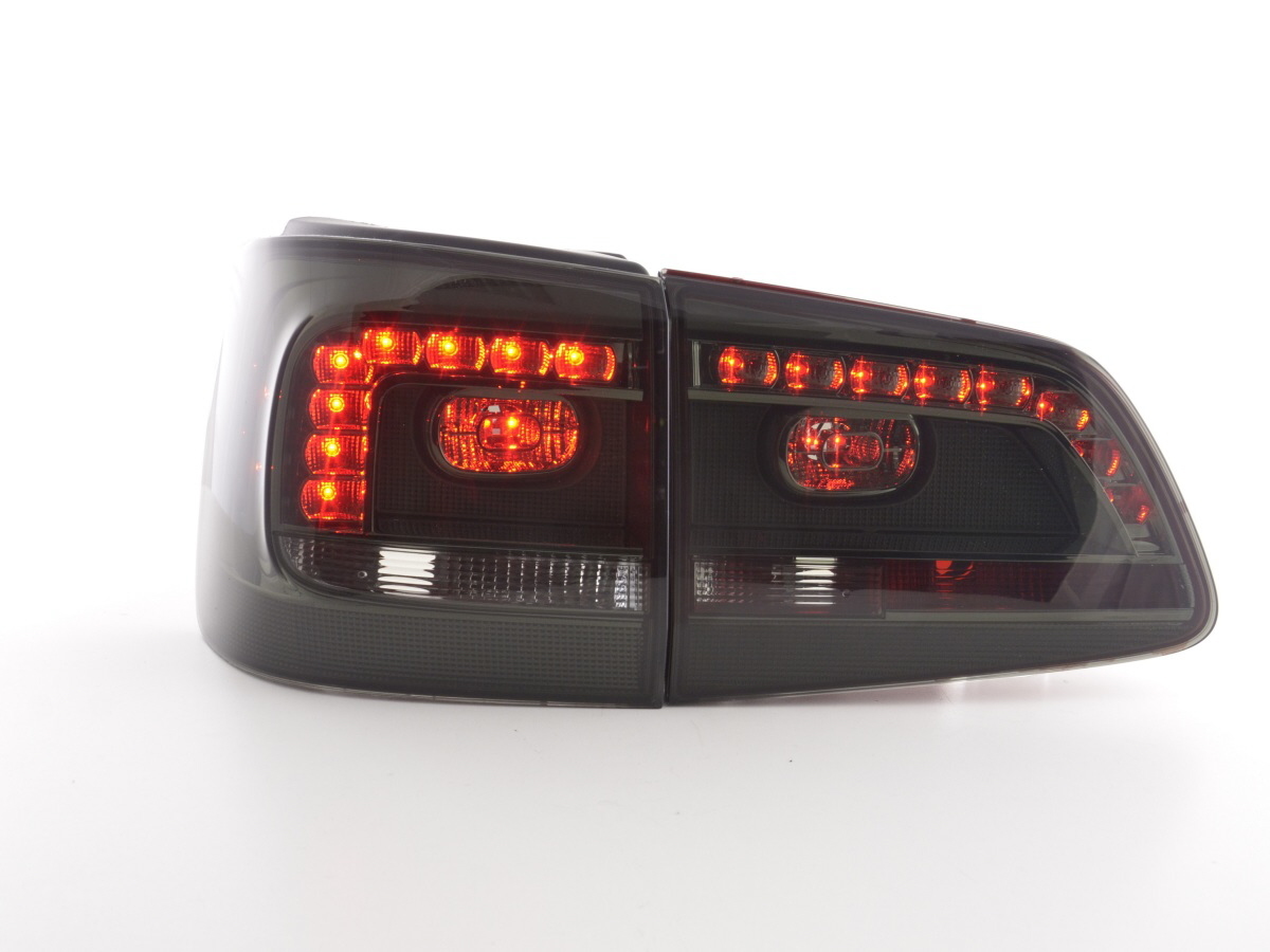 VW Touran 5T LED Rückleuchten Nachrüstpaket