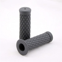 Choppergriff "Diamond" grau 22 mm 125 mm geschlossen Choppergriff "Diamond" grau 22 mm 125 mm geschlossen