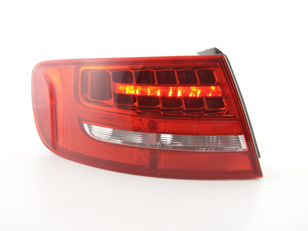 Verschleißteile Rückleuchte LED links Audi A4 Avant (8K) 08-11 rot/klar