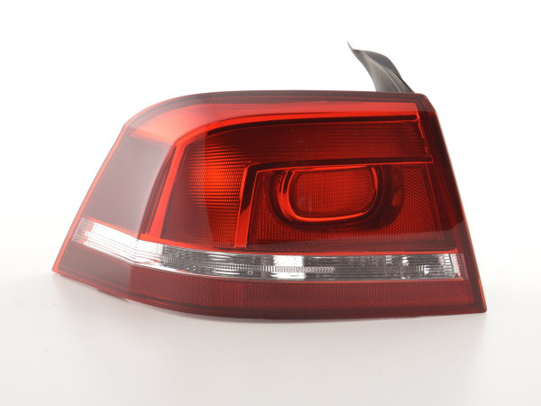 Verschleißteile Rückleuchte links VW Passat 3C Limousine 2010- rot/klar