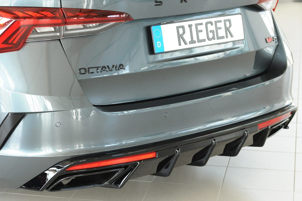 Rieger Heckeinsatz schwarz matt für Skoda Octavia RS 06.13-01.17 5E Benziner