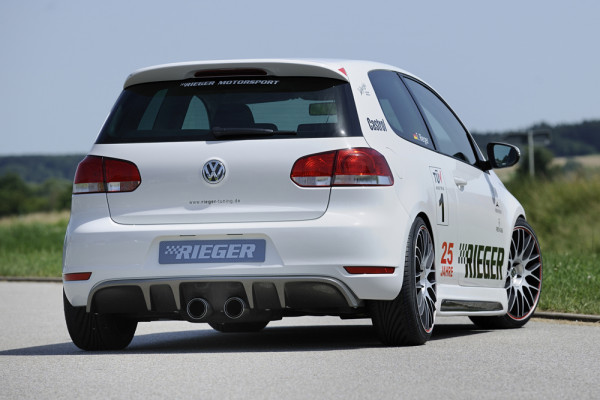 Rieger Heckeinsatz mit 2 Doppelfinnen carbon look für VW Golf 6 GTI 3-tür.