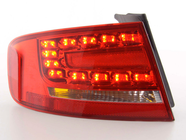 Zubehör Rückleuchte links Audi A4 B8 8K Limousine Bj. 07- rot/klar