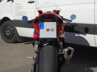 Kennzeichenhalter IQ4 mit Blinker passend für BMW S1000RR | M1000RR (2019-2025) Kennzeichenhalter IQ4 mit Blinker passend für BMW S1000RR | M1000RR (2019-2025)