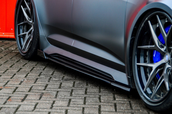 Cup Seitenschweller mit Wing hinten für Audi RS6 C8 Bj .ab.2019-